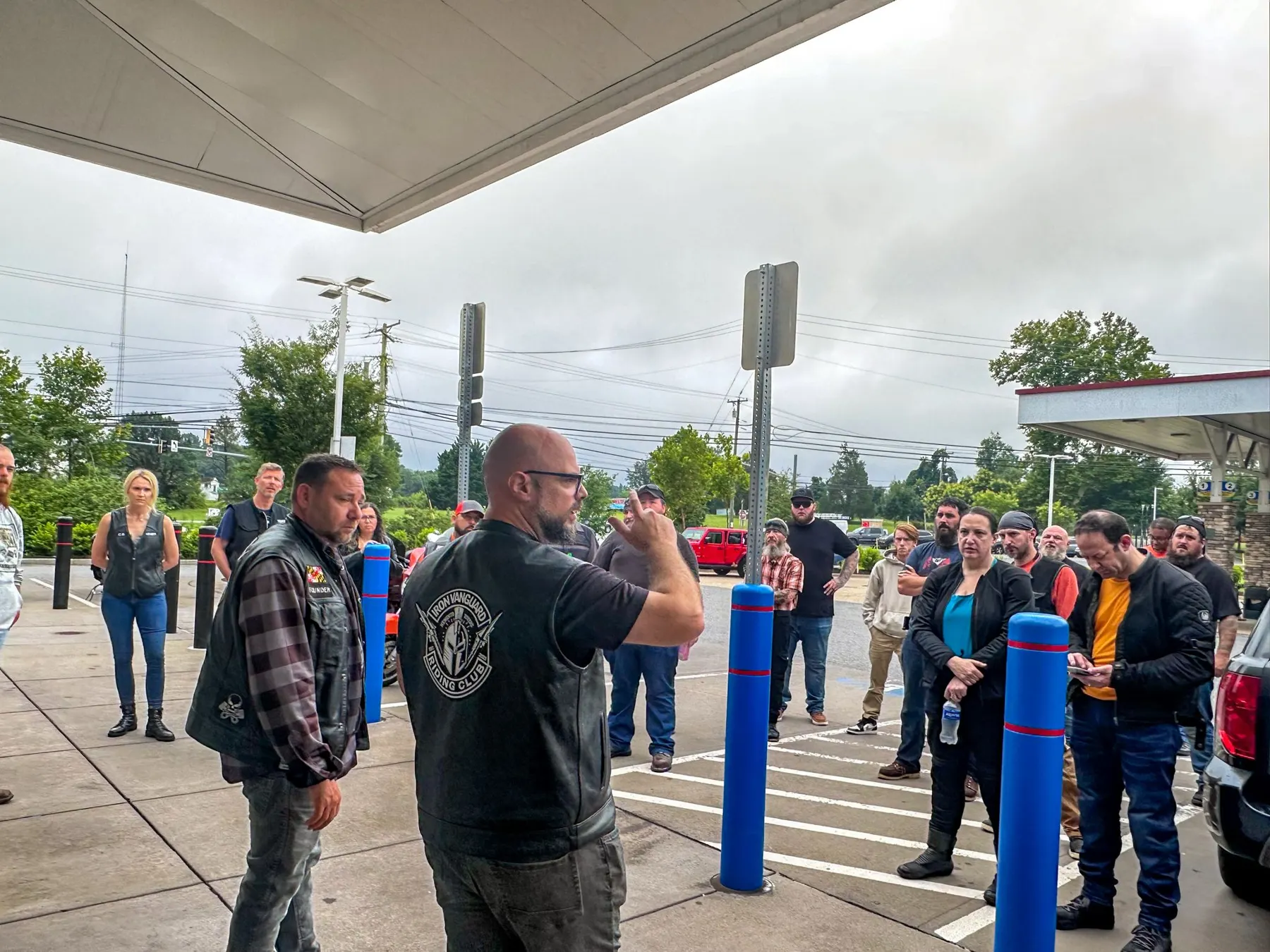 Pre-ride briefing at the meetup before kickstands up